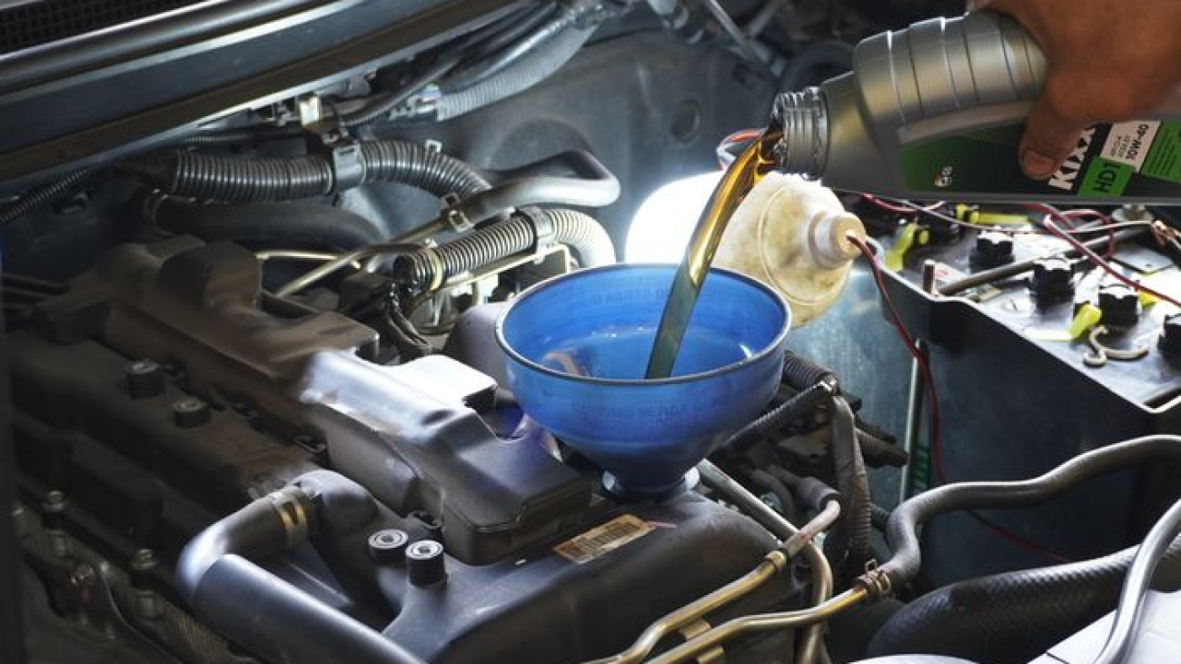 Inilah Bahayanya Jika Telat Mengganti Oli Mesin Mobil/gobigalcanessa.com